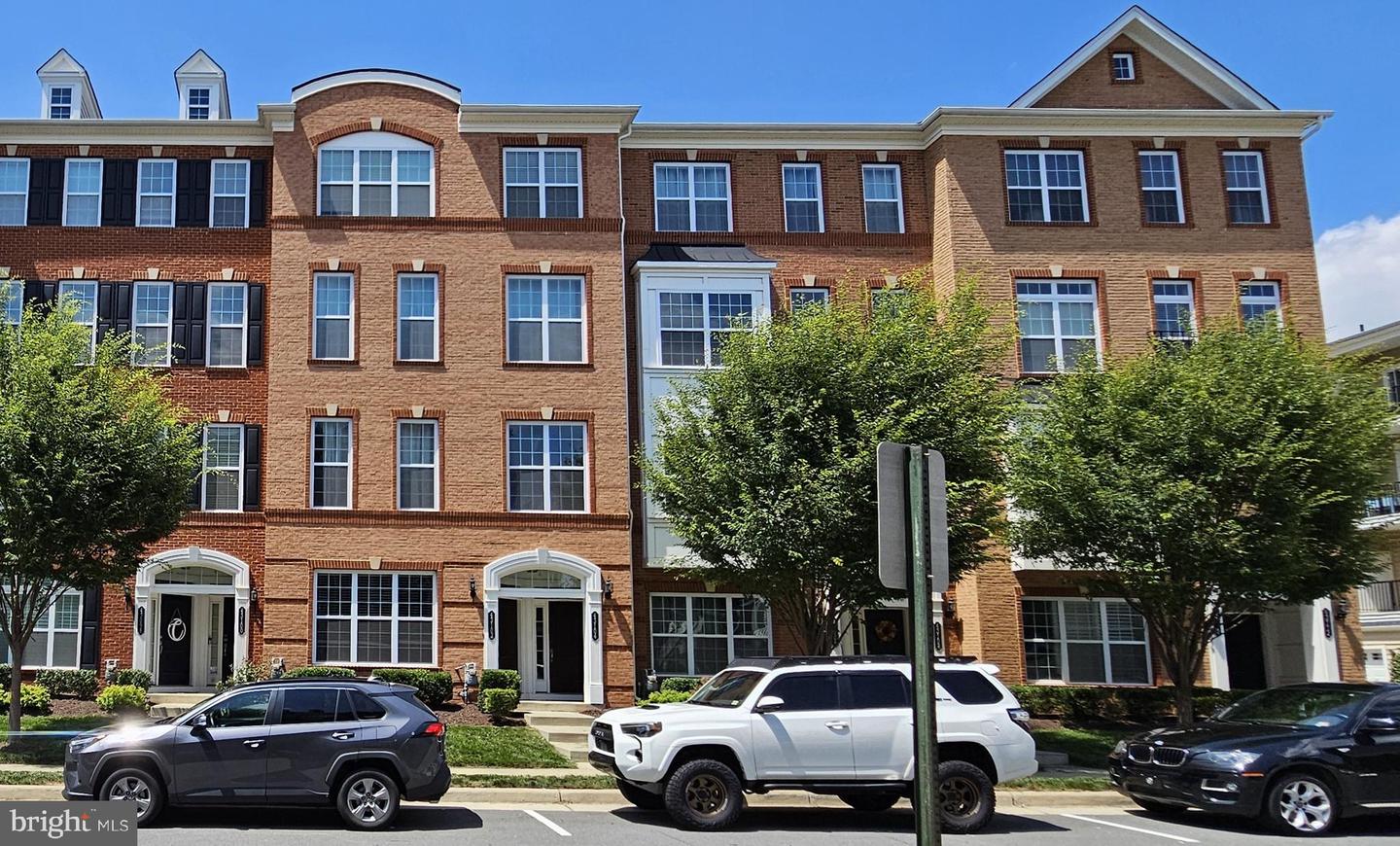 43102 THOROUGHFARE GAP TER, ASHBURN, Virginia 20148, 3 Bedrooms Bedrooms, ,2 BathroomsBathrooms,Residential,For sale,43102 THOROUGHFARE GAP TER,VALO2101488 MLS # VALO2101488