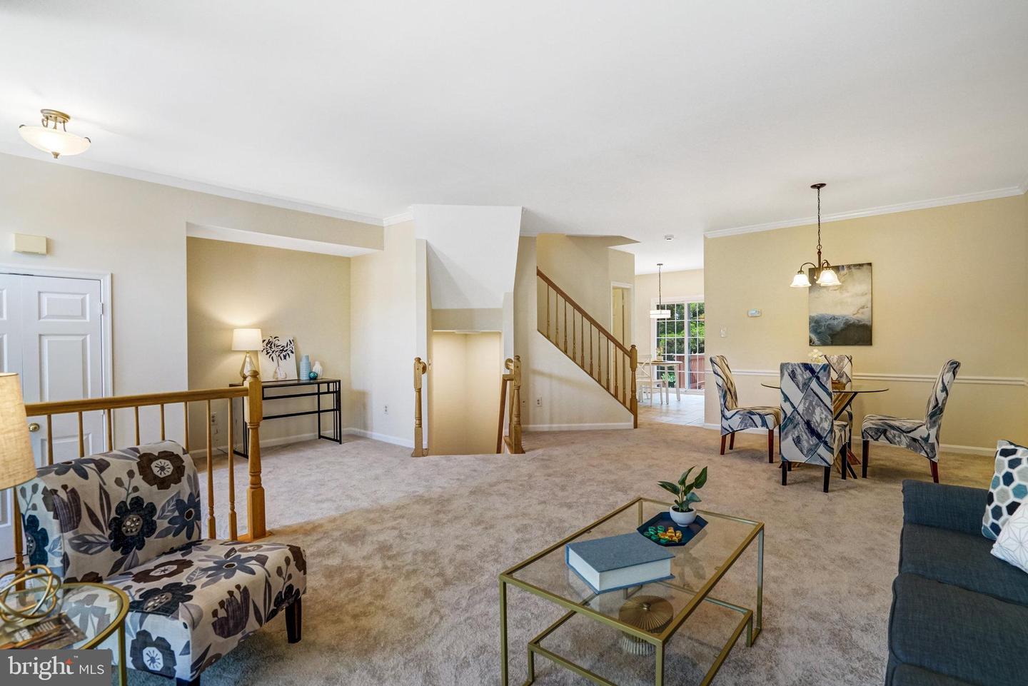 7044 FIELDHURST CT, ALEXANDRIA, Virginia 22315, 3 Bedrooms Bedrooms, ,2 BathroomsBathrooms,Residential,For sale,7044 FIELDHURST CT,VAFX2254298 MLS # VAFX2254298