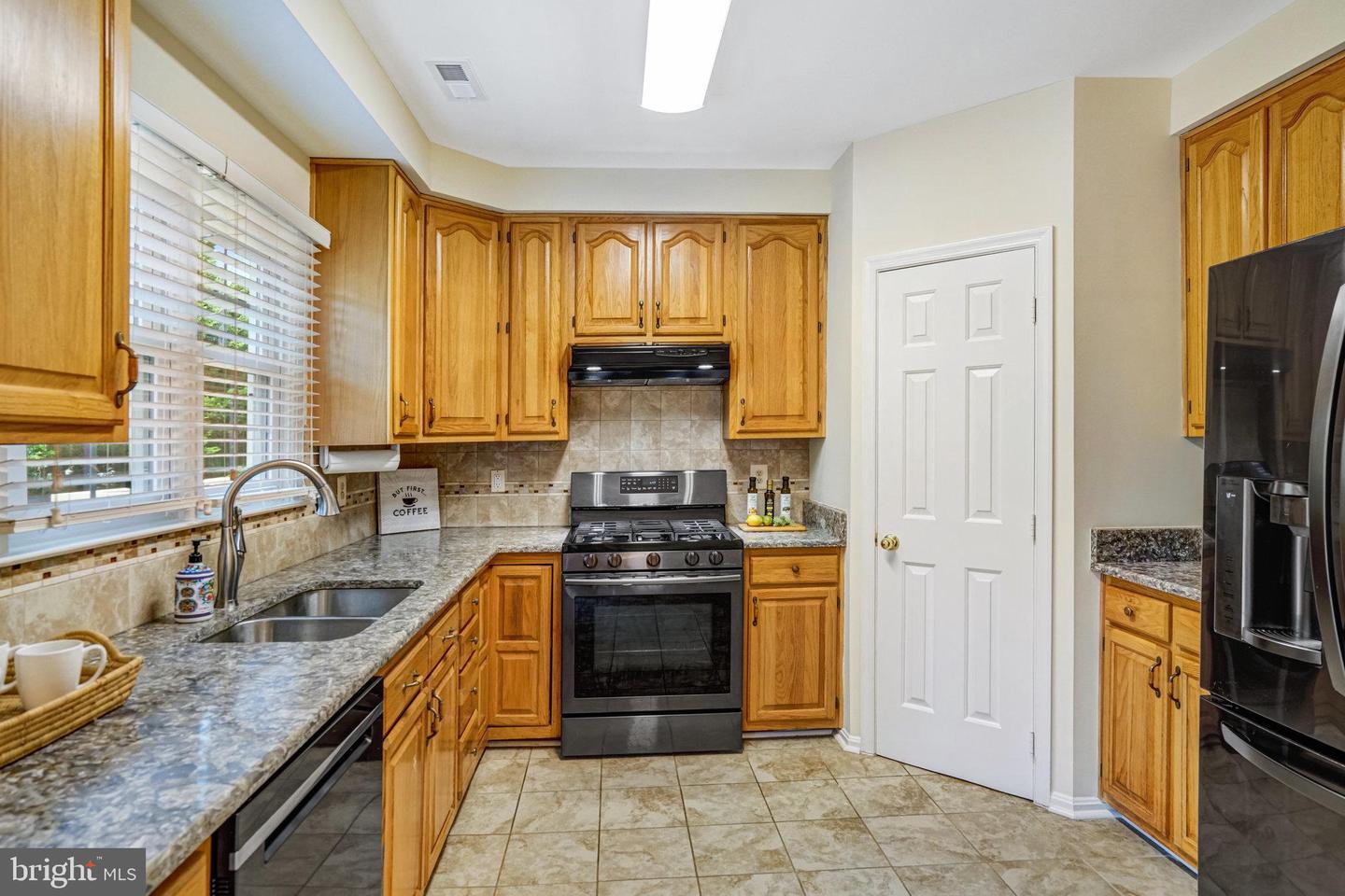 7044 FIELDHURST CT, ALEXANDRIA, Virginia 22315, 3 Bedrooms Bedrooms, ,2 BathroomsBathrooms,Residential,For sale,7044 FIELDHURST CT,VAFX2254298 MLS # VAFX2254298