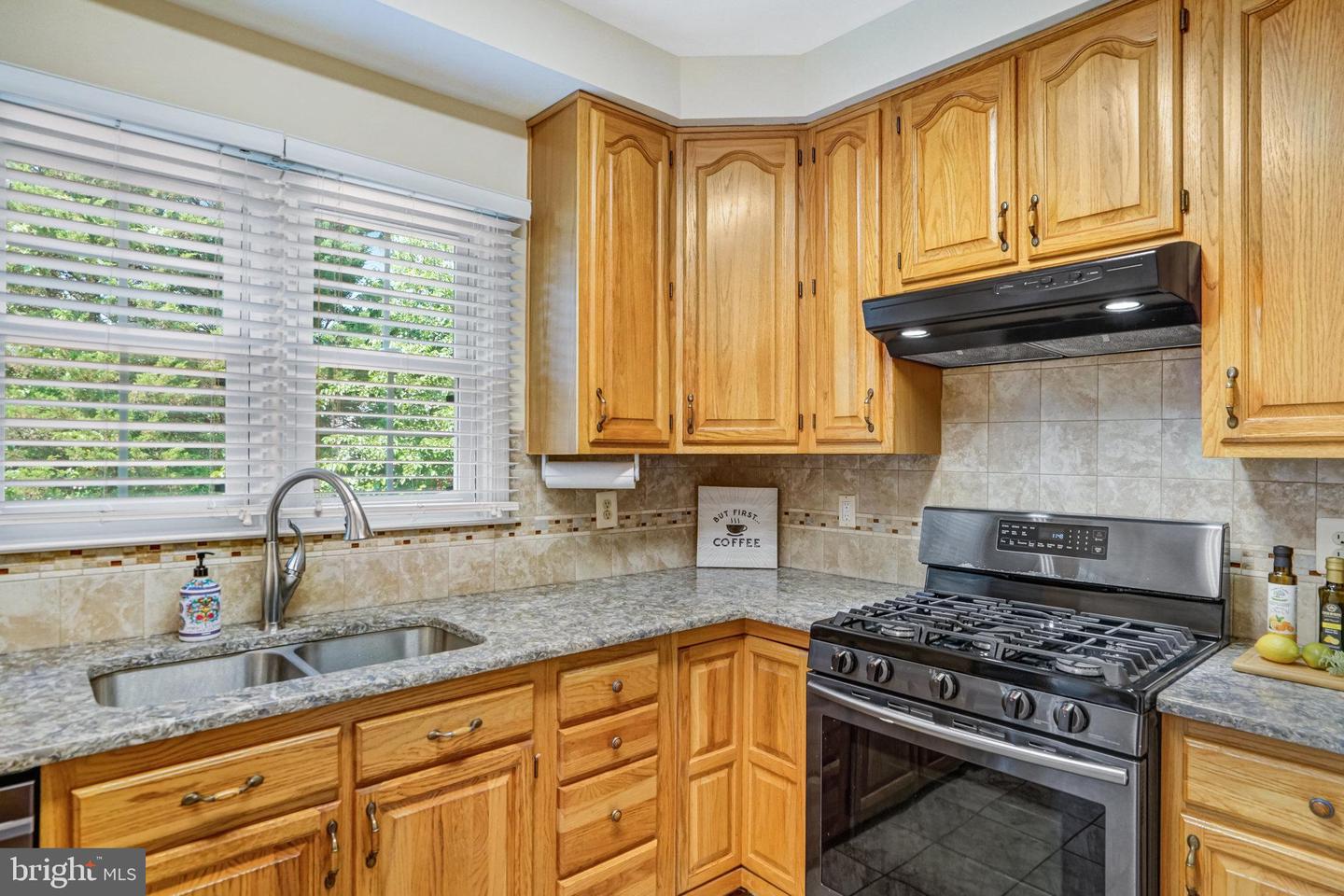 7044 FIELDHURST CT, ALEXANDRIA, Virginia 22315, 3 Bedrooms Bedrooms, ,2 BathroomsBathrooms,Residential,For sale,7044 FIELDHURST CT,VAFX2254298 MLS # VAFX2254298