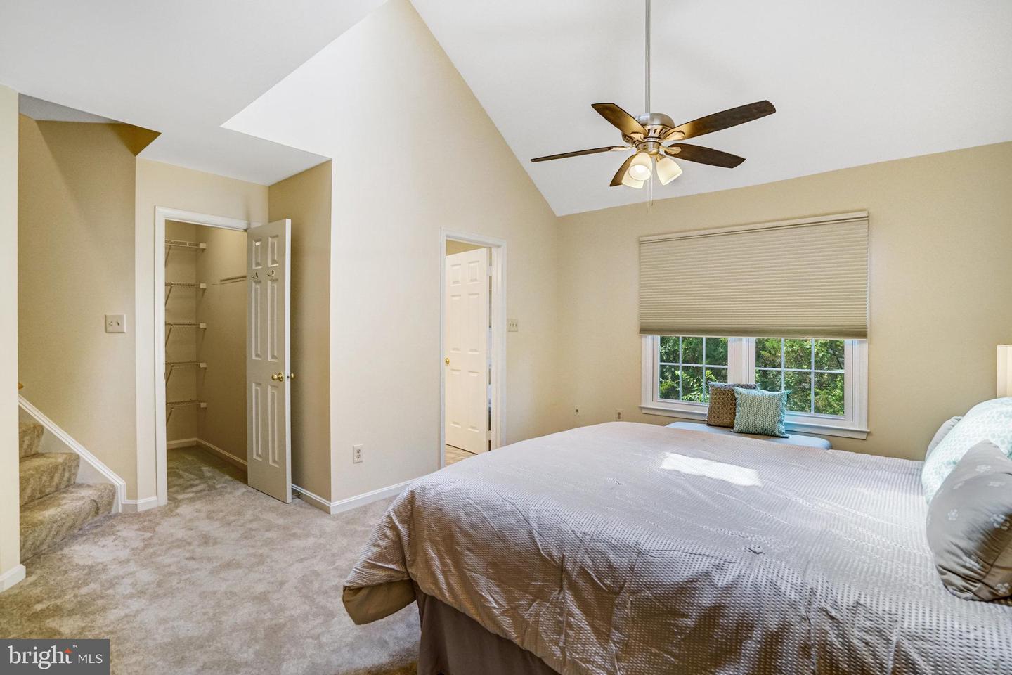 7044 FIELDHURST CT, ALEXANDRIA, Virginia 22315, 3 Bedrooms Bedrooms, ,2 BathroomsBathrooms,Residential,For sale,7044 FIELDHURST CT,VAFX2254298 MLS # VAFX2254298