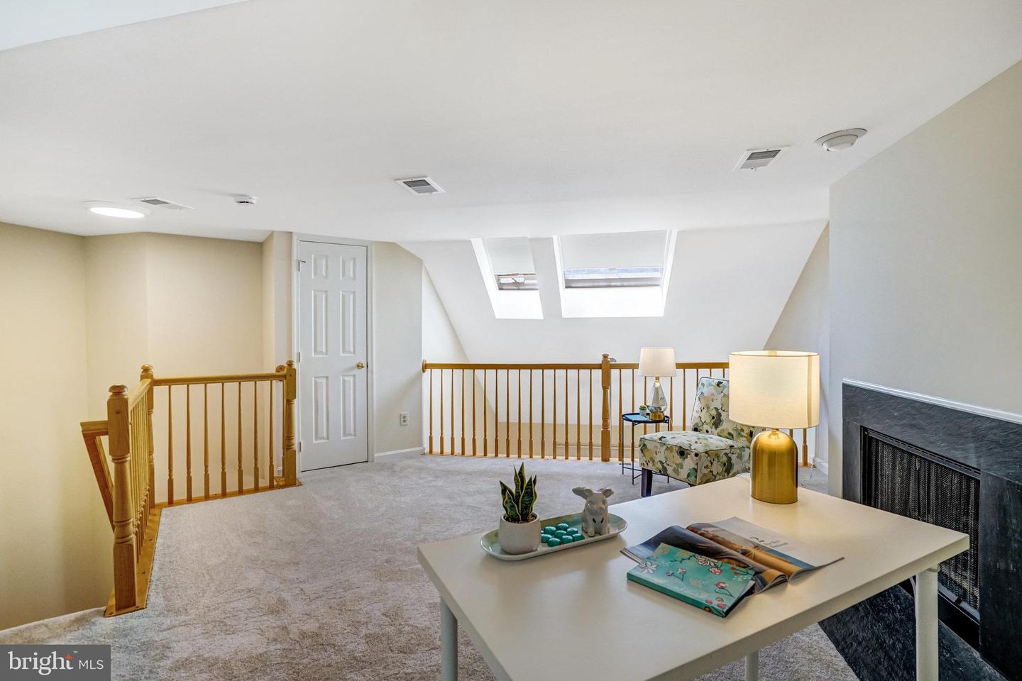 7044 FIELDHURST CT, ALEXANDRIA, Virginia 22315, 3 Bedrooms Bedrooms, ,2 BathroomsBathrooms,Residential,For sale,7044 FIELDHURST CT,VAFX2254298 MLS # VAFX2254298
