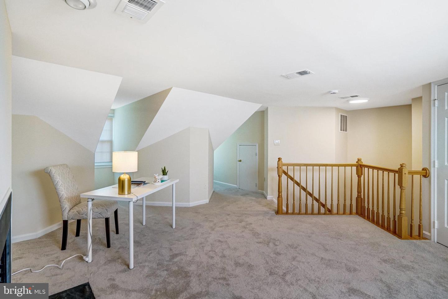7044 FIELDHURST CT, ALEXANDRIA, Virginia 22315, 3 Bedrooms Bedrooms, ,2 BathroomsBathrooms,Residential,For sale,7044 FIELDHURST CT,VAFX2254298 MLS # VAFX2254298