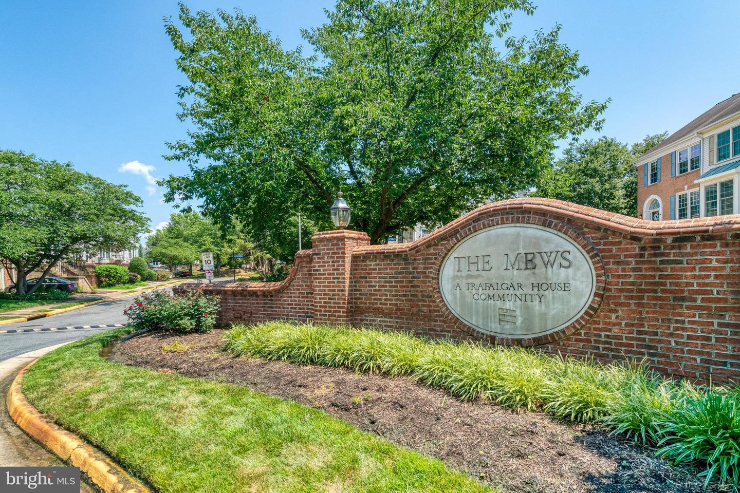 7044 FIELDHURST CT, ALEXANDRIA, Virginia 22315, 3 Bedrooms Bedrooms, ,2 BathroomsBathrooms,Residential,For sale,7044 FIELDHURST CT,VAFX2254298 MLS # VAFX2254298