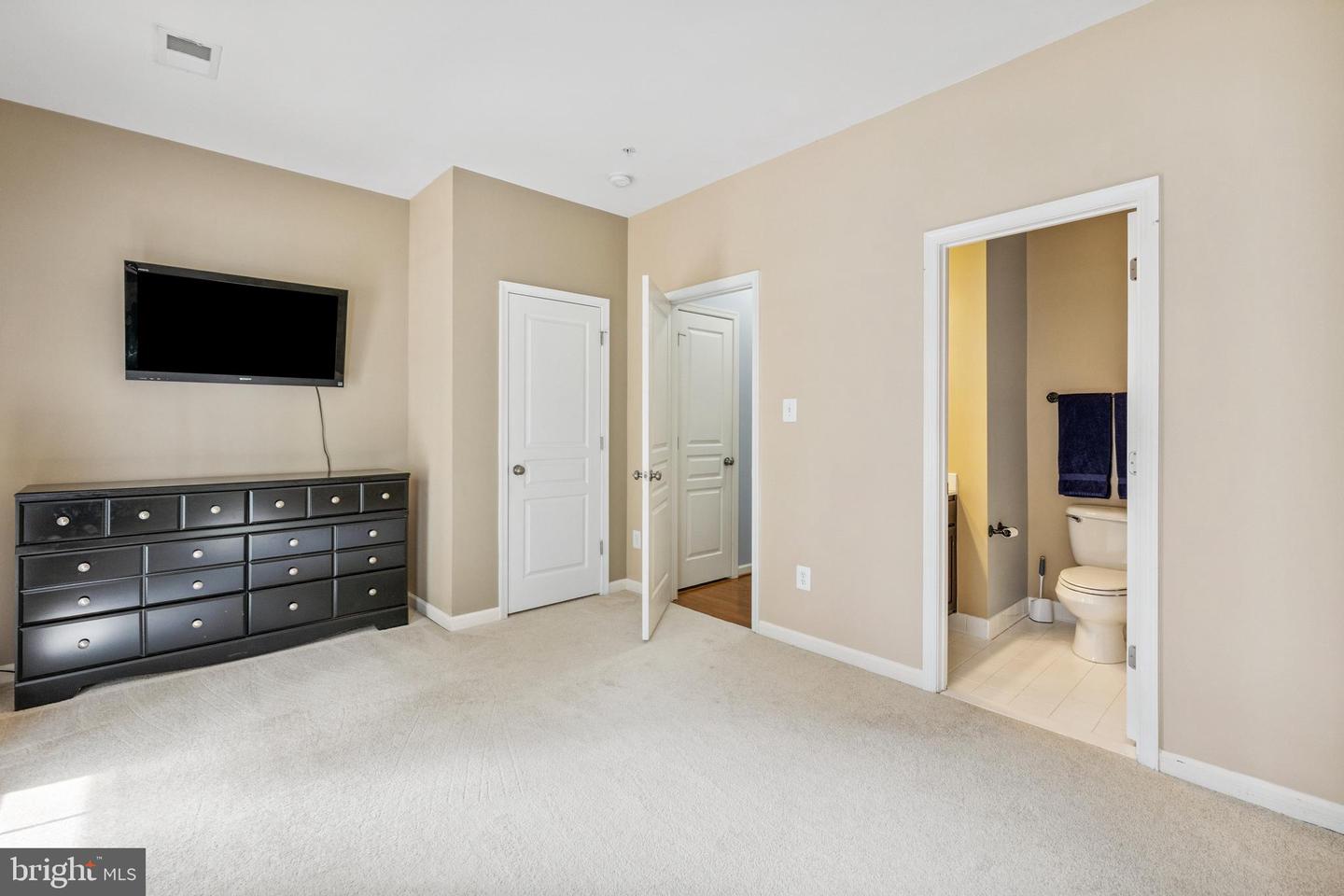 12796 LOTTE DRIVE #45, LAKE RIDGE, Virginia 22192, 3 Bedrooms Bedrooms, ,3 BathroomsBathrooms,Residential,For sale,12796 LOTTE DRIVE #45,VAPW2098722 MLS # VAPW2098722