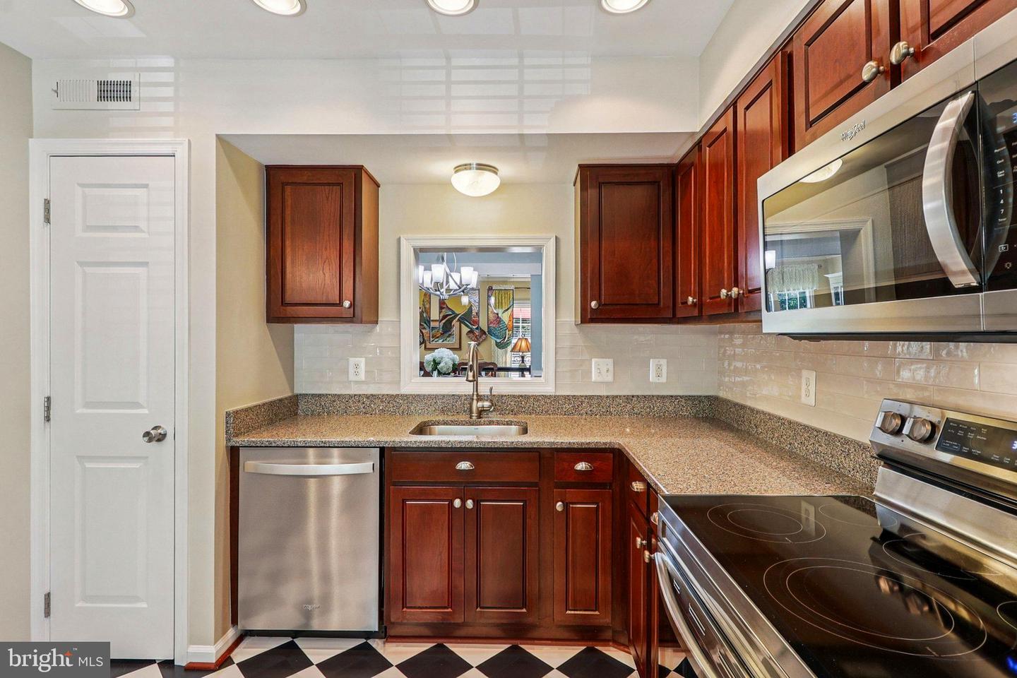 178 SULGRAVE CT, STERLING, Virginia 20165, 3 Bedrooms Bedrooms, ,2 BathroomsBathrooms,Residential,For sale,178 SULGRAVE CT,VALO2101516 MLS # VALO2101516