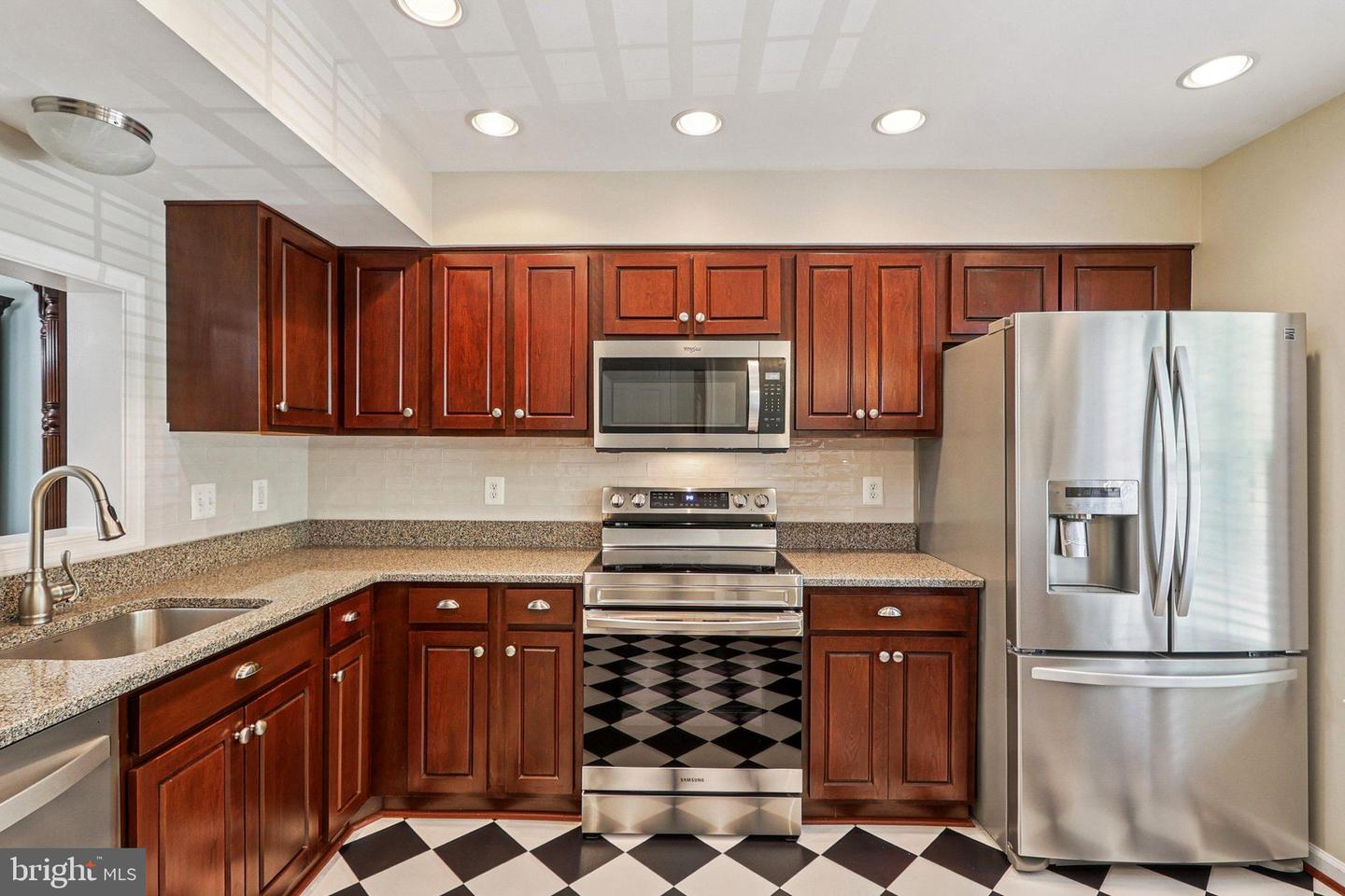 178 SULGRAVE CT, STERLING, Virginia 20165, 3 Bedrooms Bedrooms, ,2 BathroomsBathrooms,Residential,For sale,178 SULGRAVE CT,VALO2101516 MLS # VALO2101516