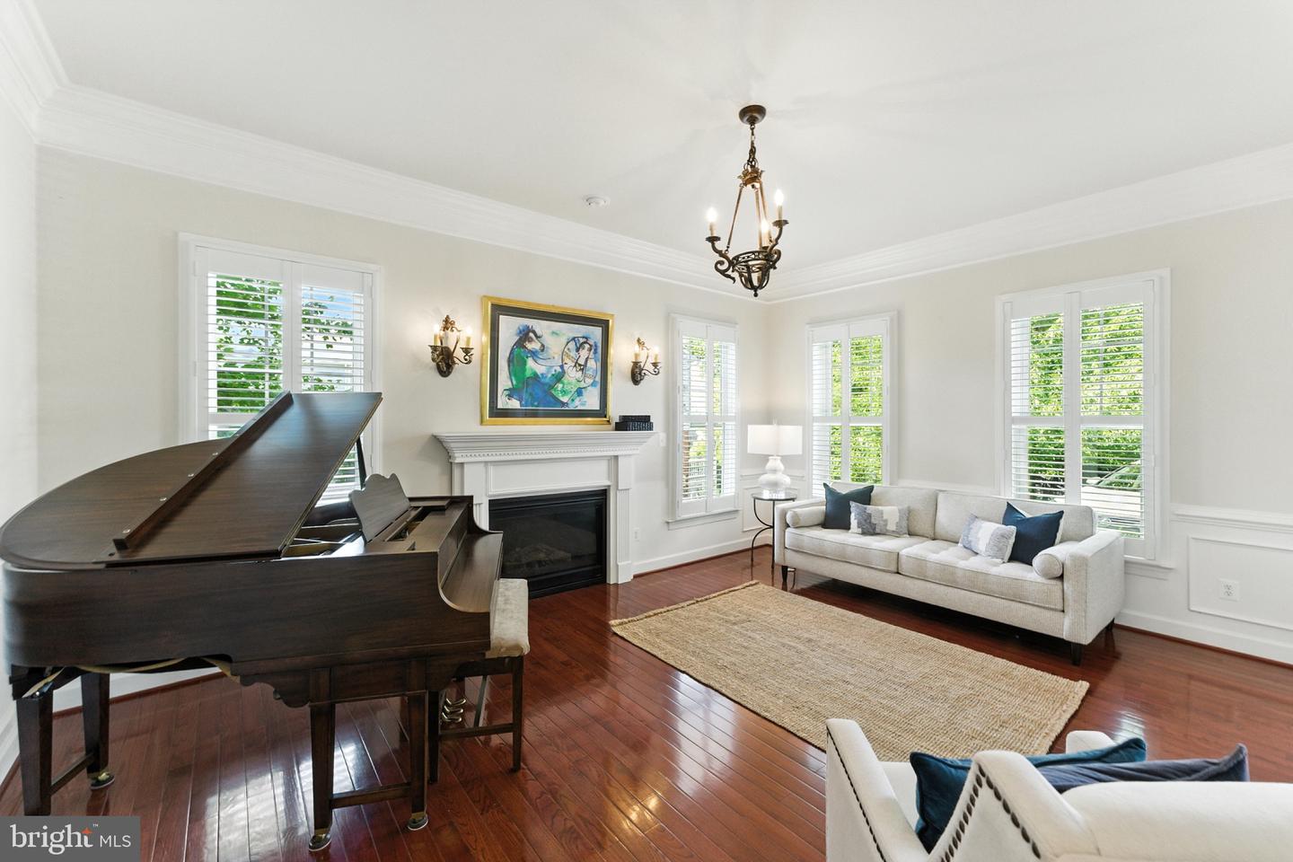 1628 WESTMORELAND ST, MCLEAN, Virginia 22101, 6 Bedrooms Bedrooms, ,5 BathroomsBathrooms,Residential,For sale,1628 WESTMORELAND ST,VAFX2254346 MLS # VAFX2254346