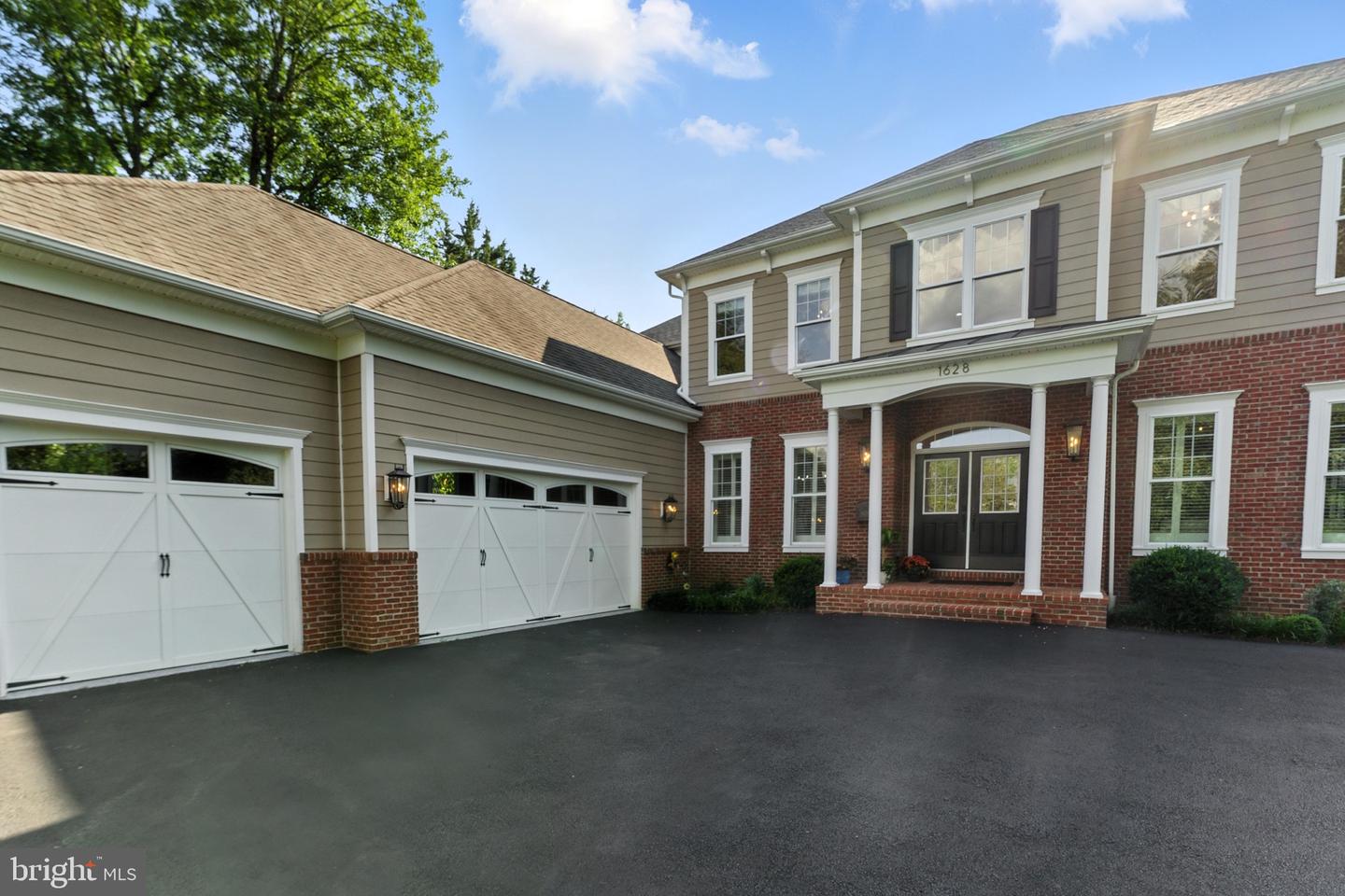 1628 WESTMORELAND ST, MCLEAN, Virginia 22101, 6 Bedrooms Bedrooms, ,5 BathroomsBathrooms,Residential,For sale,1628 WESTMORELAND ST,VAFX2254346 MLS # VAFX2254346