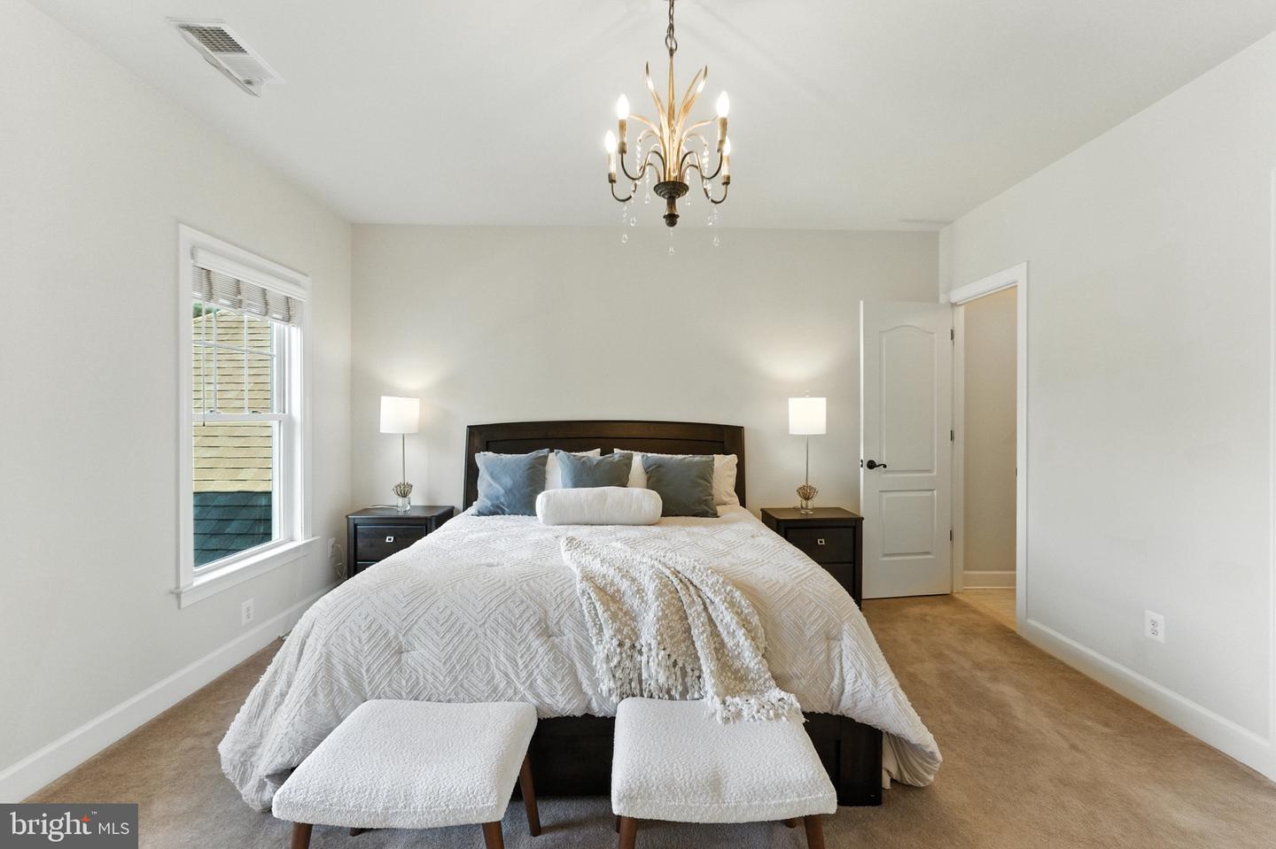 1628 WESTMORELAND ST, MCLEAN, Virginia 22101, 6 Bedrooms Bedrooms, ,5 BathroomsBathrooms,Residential,For sale,1628 WESTMORELAND ST,VAFX2254346 MLS # VAFX2254346