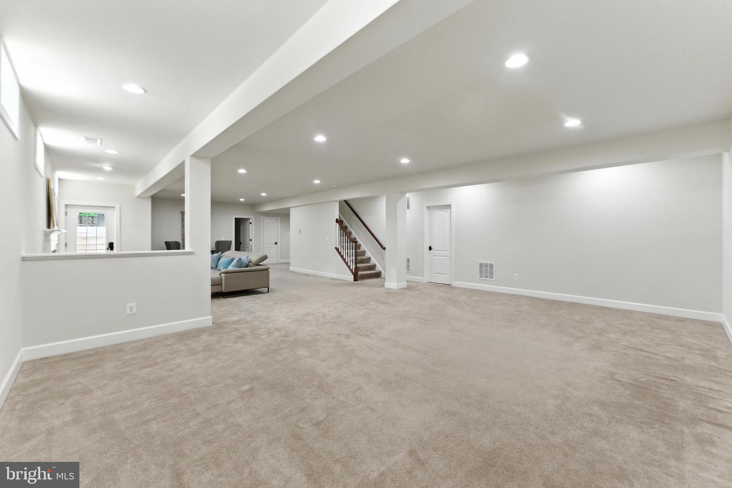 1628 WESTMORELAND ST, MCLEAN, Virginia 22101, 6 Bedrooms Bedrooms, ,5 BathroomsBathrooms,Residential,For sale,1628 WESTMORELAND ST,VAFX2254346 MLS # VAFX2254346