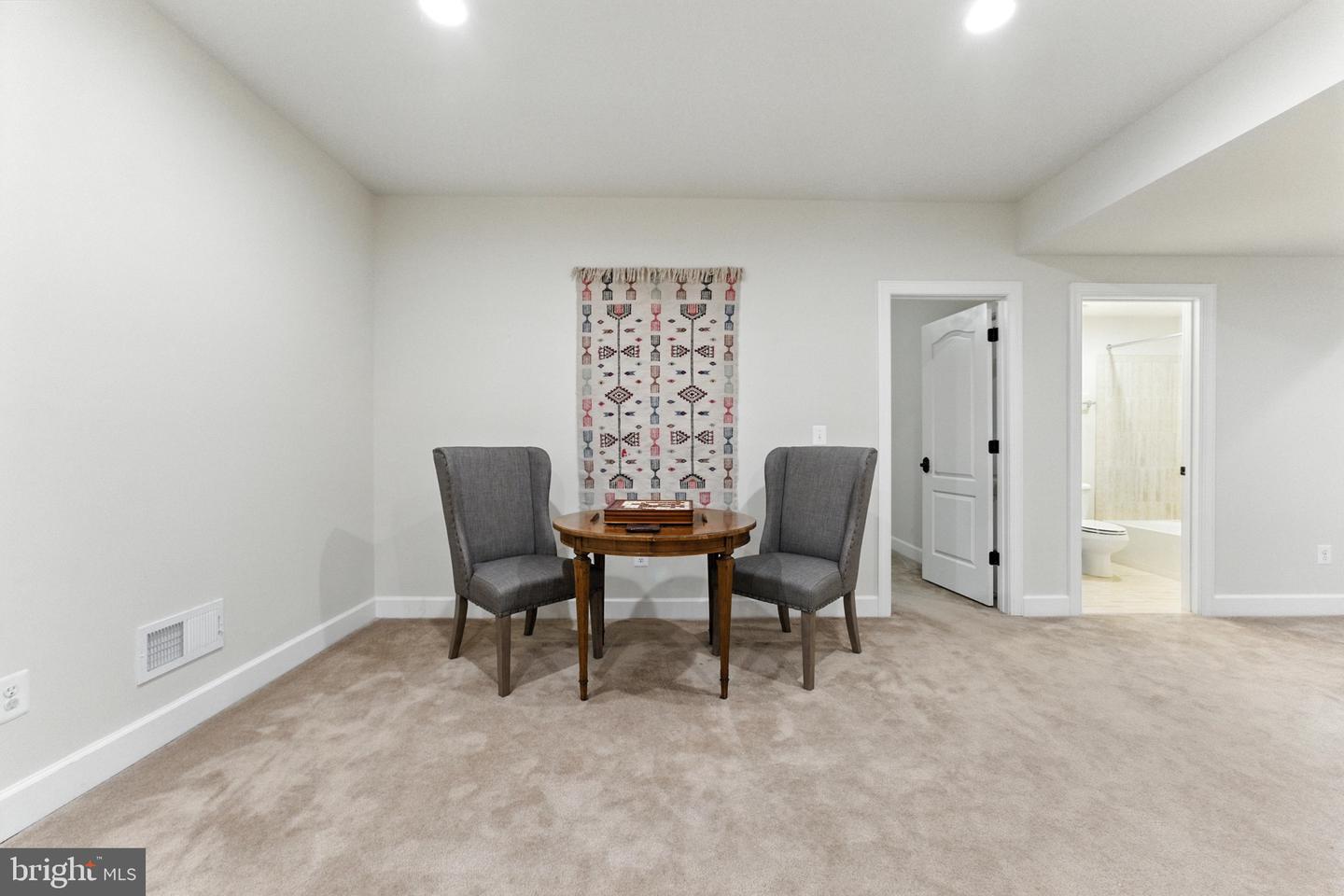 1628 WESTMORELAND ST, MCLEAN, Virginia 22101, 6 Bedrooms Bedrooms, ,5 BathroomsBathrooms,Residential,For sale,1628 WESTMORELAND ST,VAFX2254346 MLS # VAFX2254346