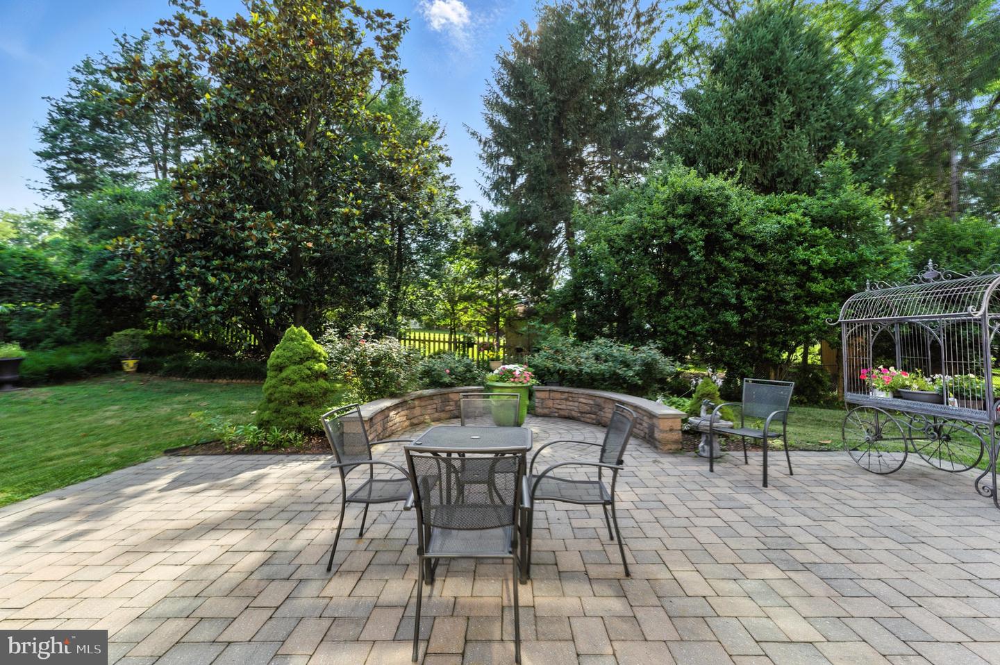 1628 WESTMORELAND ST, MCLEAN, Virginia 22101, 6 Bedrooms Bedrooms, ,5 BathroomsBathrooms,Residential,For sale,1628 WESTMORELAND ST,VAFX2254346 MLS # VAFX2254346
