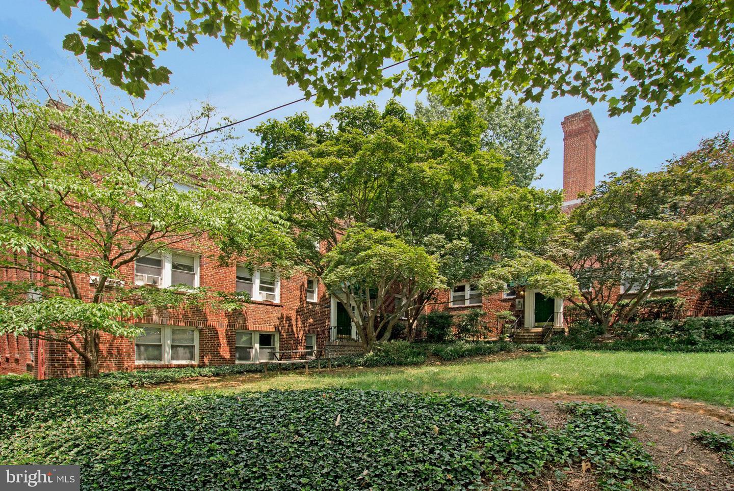 4029 BENTON ST NW #201, WASHINGTON, District Of Columbia 20007, 1 Bedroom Bedrooms, ,1 BathroomBathrooms,Residential,For sale,4029 BENTON ST NW #201,DCDC2209482 MLS # DCDC2209482