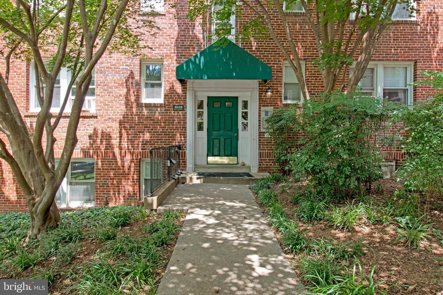 4029 BENTON ST NW #201, WASHINGTON, District Of Columbia 20007, 1 Bedroom Bedrooms, ,1 BathroomBathrooms,Residential,For sale,4029 BENTON ST NW #201,DCDC2209482 MLS # DCDC2209482