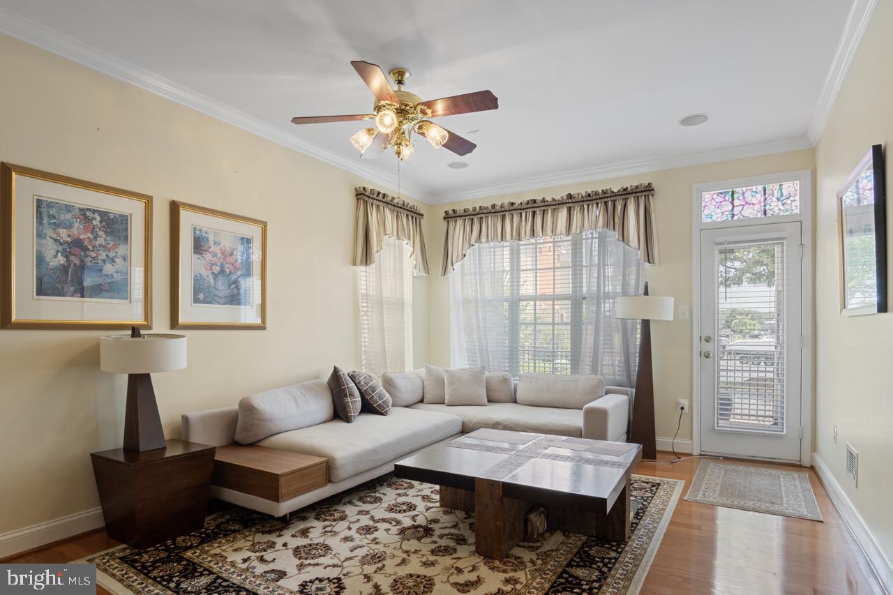 788 MONUMENT AVE, WOODBRIDGE, Virginia 22191, 4 Bedrooms Bedrooms, ,3 BathroomsBathrooms,Residential,For sale,788 MONUMENT AVE,VAPW2098782 MLS # VAPW2098782
