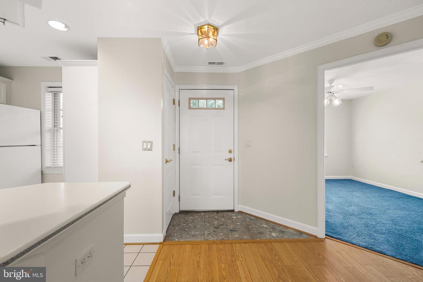 6940 FAIRFAX DR #200, ARLINGTON, Virginia 22213, 2 Bedrooms Bedrooms, ,2 BathroomsBathrooms,Residential,For sale,6940 FAIRFAX DR #200,VAAR2060384 MLS # VAAR2060384