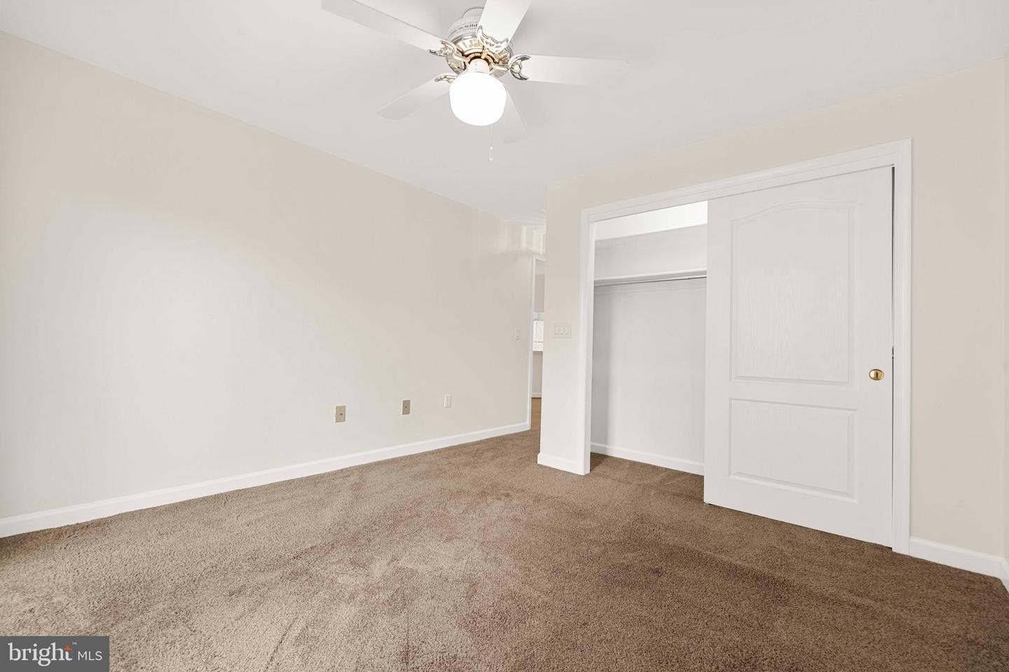 6940 FAIRFAX DR #200, ARLINGTON, Virginia 22213, 2 Bedrooms Bedrooms, ,2 BathroomsBathrooms,Residential,For sale,6940 FAIRFAX DR #200,VAAR2060384 MLS # VAAR2060384