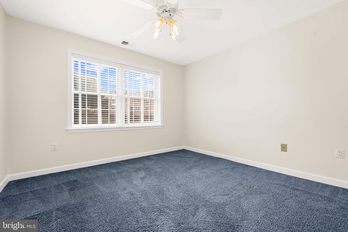 6940 FAIRFAX DR #200, ARLINGTON, Virginia 22213, 2 Bedrooms Bedrooms, ,2 BathroomsBathrooms,Residential,For sale,6940 FAIRFAX DR #200,VAAR2060384 MLS # VAAR2060384