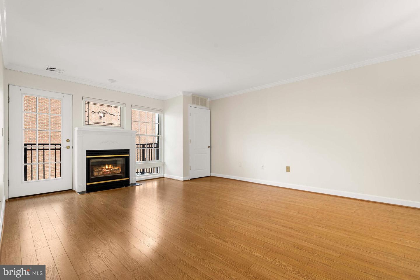 6940 FAIRFAX DR #200, ARLINGTON, Virginia 22213, 2 Bedrooms Bedrooms, ,2 BathroomsBathrooms,Residential,For sale,6940 FAIRFAX DR #200,VAAR2060384 MLS # VAAR2060384