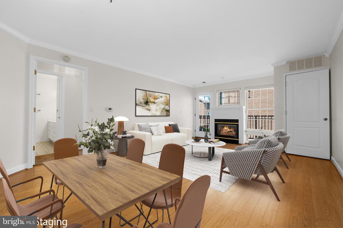6940 FAIRFAX DR #200, ARLINGTON, Virginia 22213, 2 Bedrooms Bedrooms, ,2 BathroomsBathrooms,Residential,For sale,6940 FAIRFAX DR #200,VAAR2060384 MLS # VAAR2060384