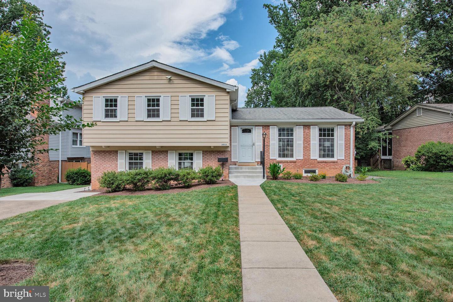 3512 QUEEN ANNE DR, FAIRFAX, Virginia 22030, 5 Bedrooms Bedrooms, ,3 BathroomsBathrooms,Residential,For sale,3512 QUEEN ANNE DR,VAFC2006592 MLS # VAFC2006592