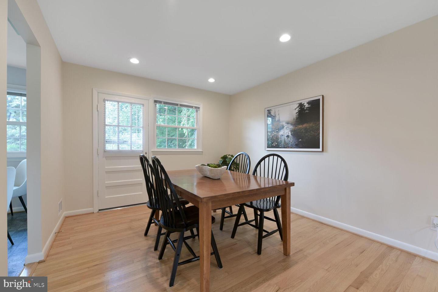 3512 QUEEN ANNE DR, FAIRFAX, Virginia 22030, 5 Bedrooms Bedrooms, ,3 BathroomsBathrooms,Residential,For sale,3512 QUEEN ANNE DR,VAFC2006592 MLS # VAFC2006592