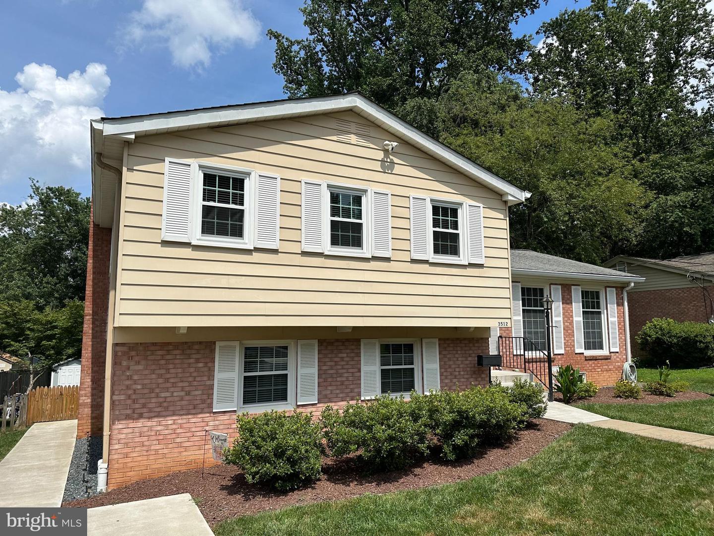3512 QUEEN ANNE DR, FAIRFAX, Virginia 22030, 5 Bedrooms Bedrooms, ,3 BathroomsBathrooms,Residential,For sale,3512 QUEEN ANNE DR,VAFC2006592 MLS # VAFC2006592