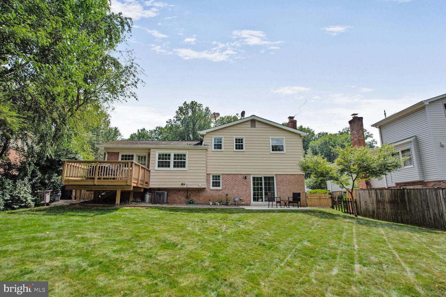 3512 QUEEN ANNE DR, FAIRFAX, Virginia 22030, 5 Bedrooms Bedrooms, ,3 BathroomsBathrooms,Residential,For sale,3512 QUEEN ANNE DR,VAFC2006592 MLS # VAFC2006592