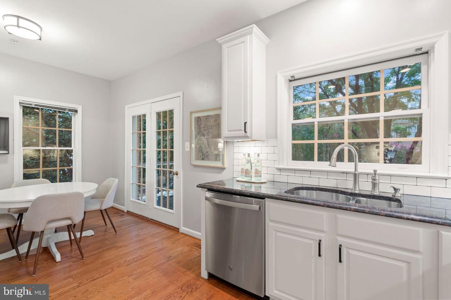 1158 N VERNON ST, ARLINGTON, Virginia 22201, 3 Bedrooms Bedrooms, ,2 BathroomsBathrooms,Residential,For sale,1158 N VERNON ST,VAAR2060386 MLS # VAAR2060386