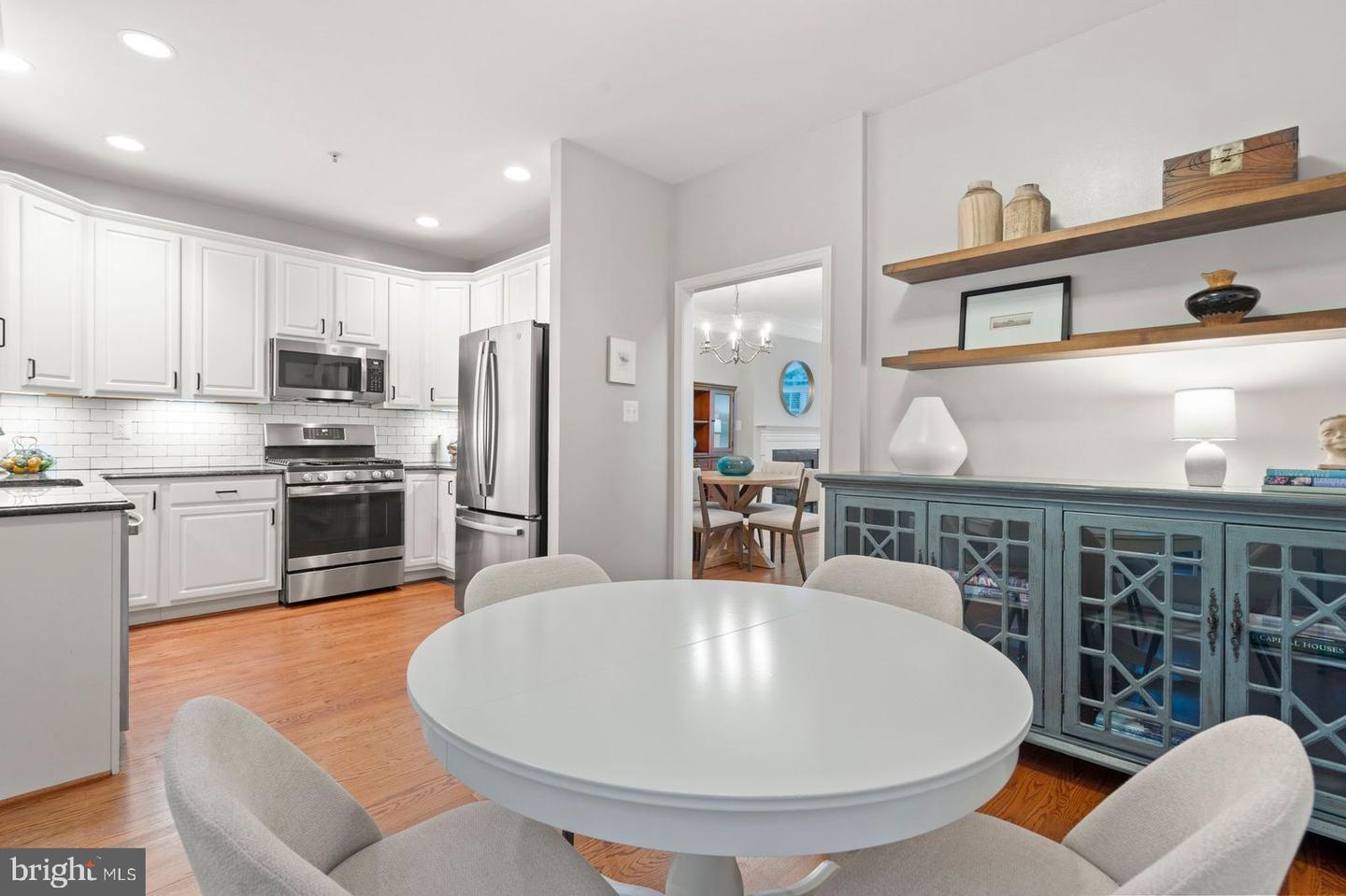 1158 N VERNON ST, ARLINGTON, Virginia 22201, 3 Bedrooms Bedrooms, ,2 BathroomsBathrooms,Residential,For sale,1158 N VERNON ST,VAAR2060386 MLS # VAAR2060386