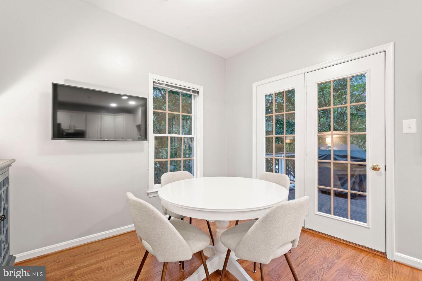 1158 N VERNON ST, ARLINGTON, Virginia 22201, 3 Bedrooms Bedrooms, ,2 BathroomsBathrooms,Residential,For sale,1158 N VERNON ST,VAAR2060386 MLS # VAAR2060386