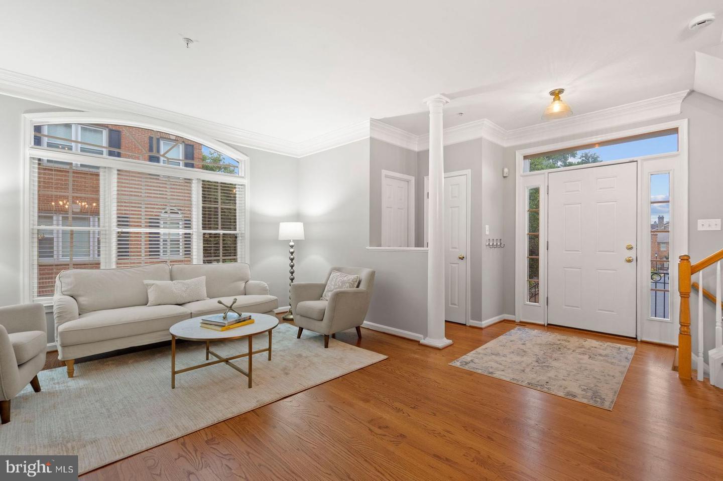 1158 N VERNON ST, ARLINGTON, Virginia 22201, 3 Bedrooms Bedrooms, ,2 BathroomsBathrooms,Residential,For sale,1158 N VERNON ST,VAAR2060386 MLS # VAAR2060386