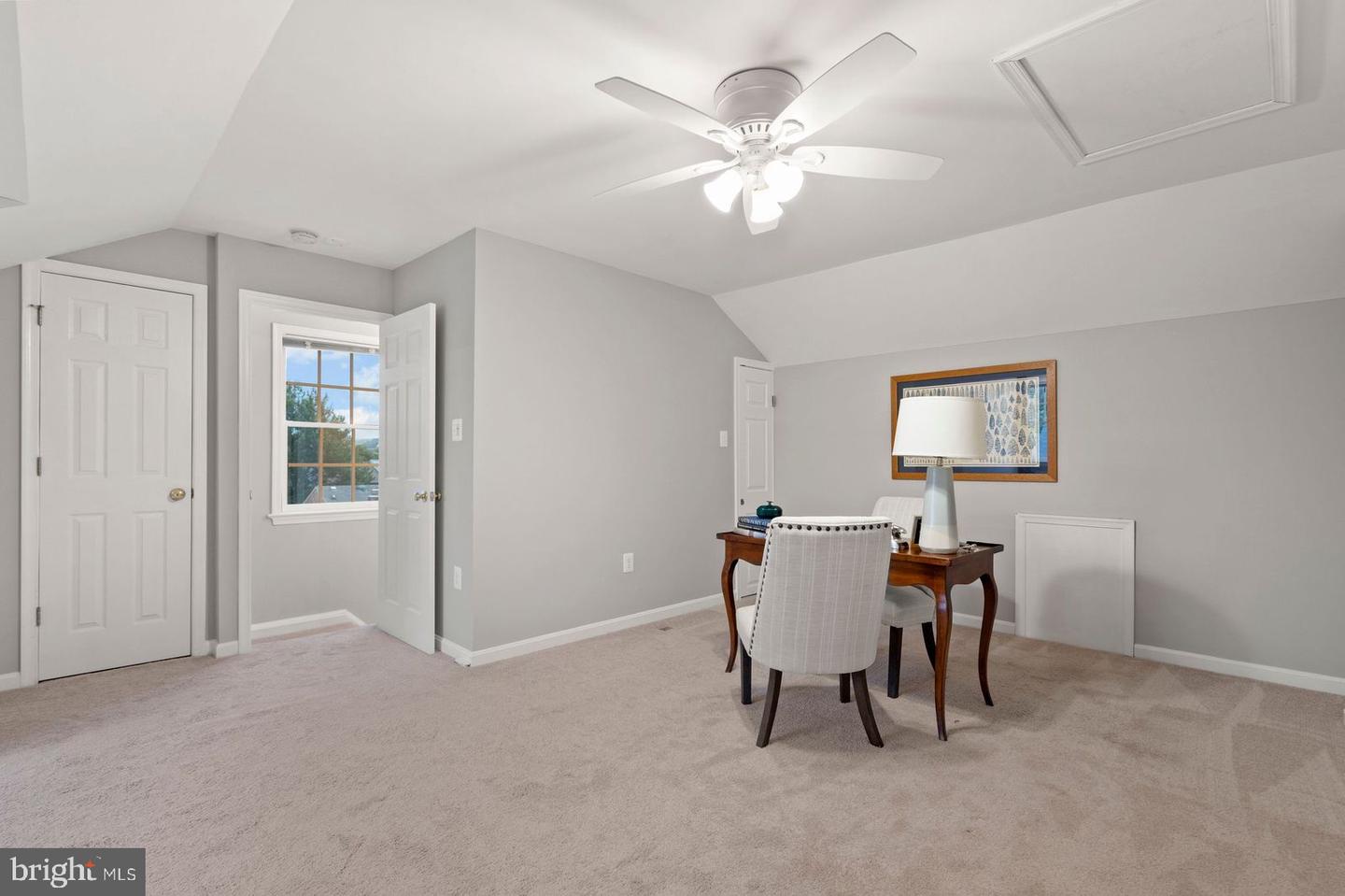 1158 N VERNON ST, ARLINGTON, Virginia 22201, 3 Bedrooms Bedrooms, ,2 BathroomsBathrooms,Residential,For sale,1158 N VERNON ST,VAAR2060386 MLS # VAAR2060386