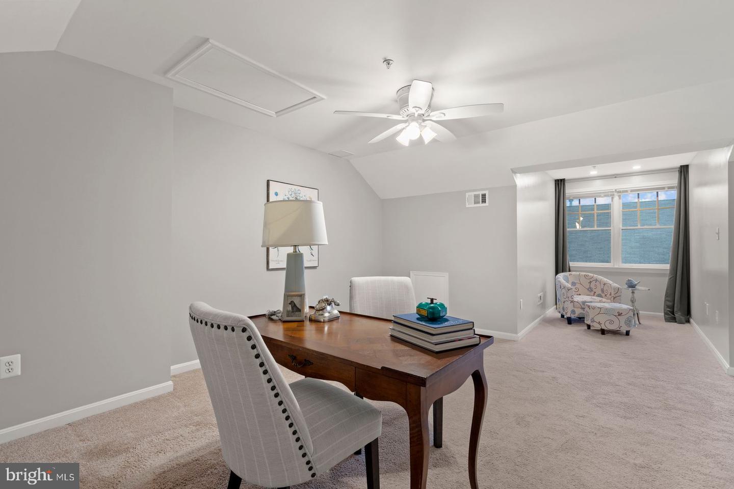 1158 N VERNON ST, ARLINGTON, Virginia 22201, 3 Bedrooms Bedrooms, ,2 BathroomsBathrooms,Residential,For sale,1158 N VERNON ST,VAAR2060386 MLS # VAAR2060386