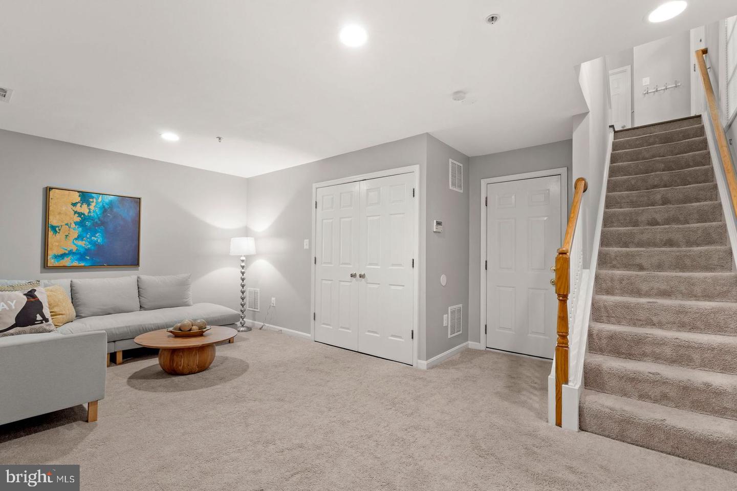 1158 N VERNON ST, ARLINGTON, Virginia 22201, 3 Bedrooms Bedrooms, ,2 BathroomsBathrooms,Residential,For sale,1158 N VERNON ST,VAAR2060386 MLS # VAAR2060386