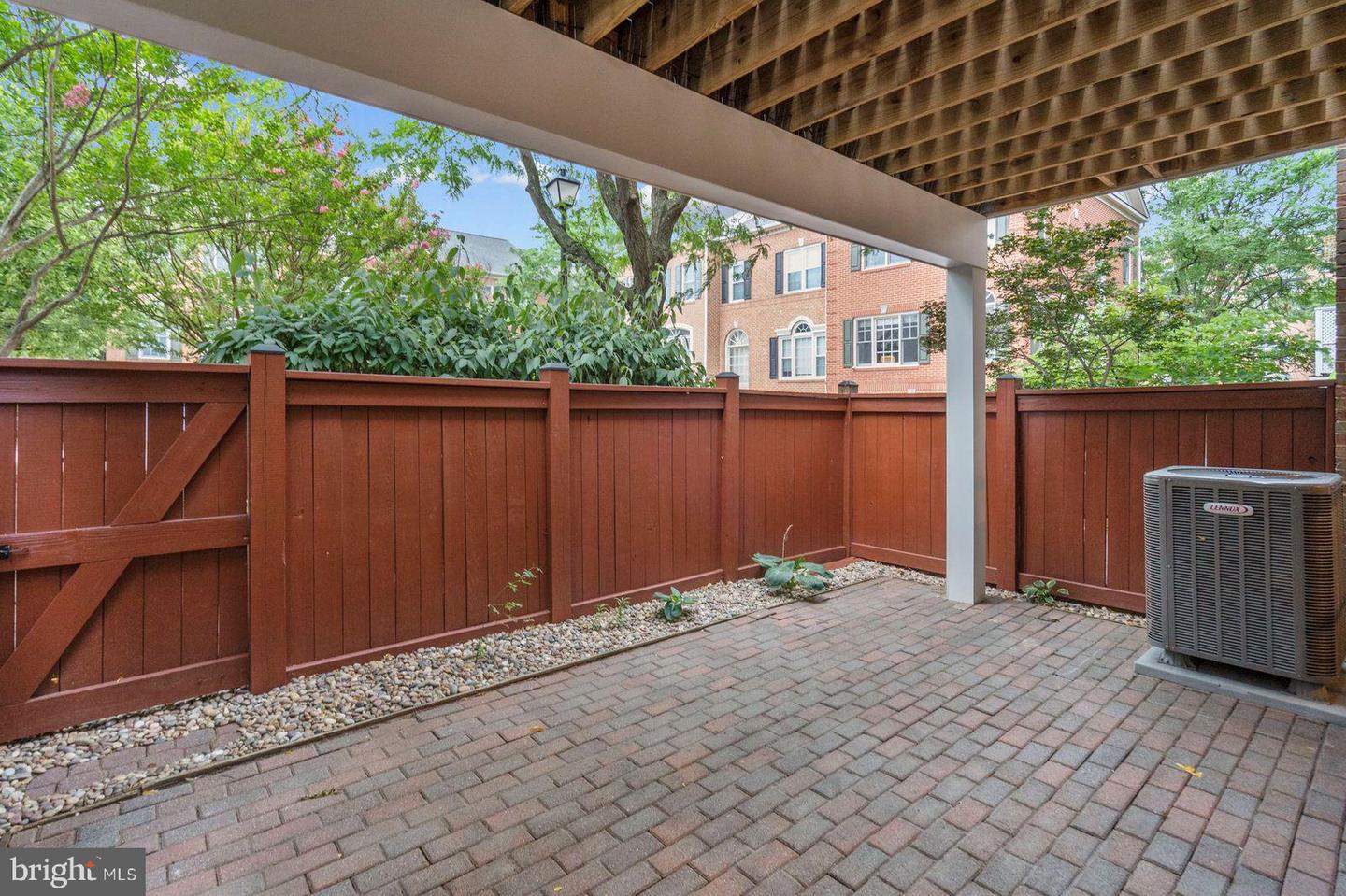 1158 N VERNON ST, ARLINGTON, Virginia 22201, 3 Bedrooms Bedrooms, ,2 BathroomsBathrooms,Residential,For sale,1158 N VERNON ST,VAAR2060386 MLS # VAAR2060386