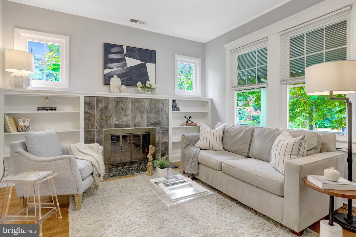 3201 N PERSHING DR, ARLINGTON, Virginia 22201, 5 Bedrooms Bedrooms, ,2 BathroomsBathrooms,Residential,For sale,3201 N PERSHING DR,VAAR2060406 MLS # VAAR2060406