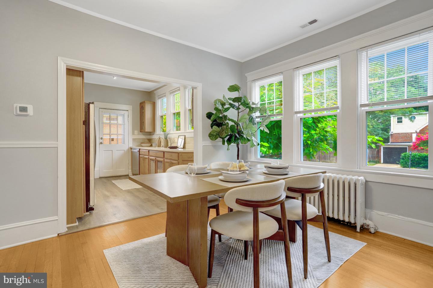3201 N PERSHING DR, ARLINGTON, Virginia 22201, 5 Bedrooms Bedrooms, ,2 BathroomsBathrooms,Residential,For sale,3201 N PERSHING DR,VAAR2060406 MLS # VAAR2060406