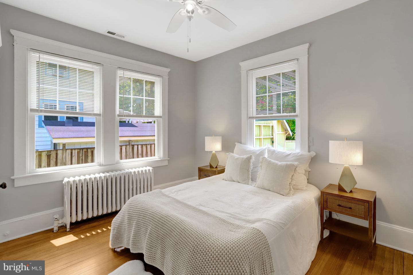 3201 N PERSHING DR, ARLINGTON, Virginia 22201, 5 Bedrooms Bedrooms, ,2 BathroomsBathrooms,Residential,For sale,3201 N PERSHING DR,VAAR2060406 MLS # VAAR2060406
