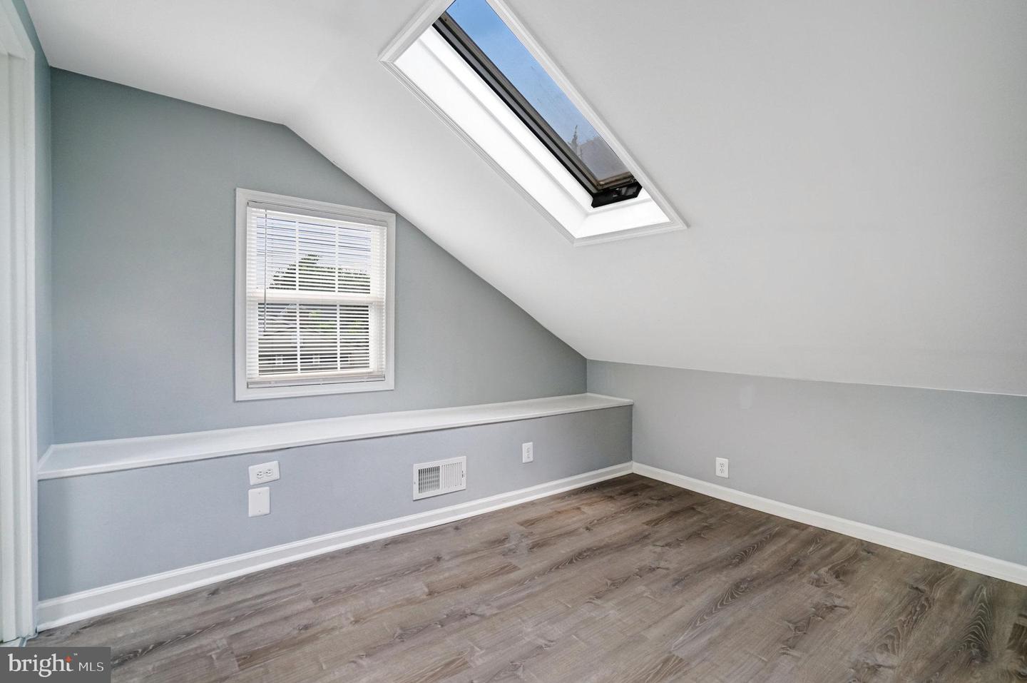 3201 N PERSHING DR, ARLINGTON, Virginia 22201, 5 Bedrooms Bedrooms, ,2 BathroomsBathrooms,Residential,For sale,3201 N PERSHING DR,VAAR2060406 MLS # VAAR2060406