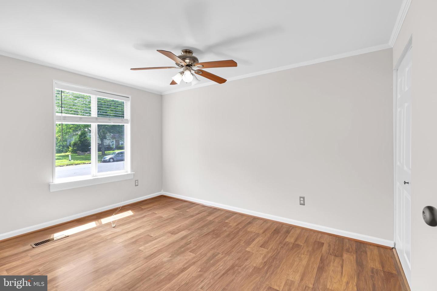 4502 CUB RUN RD, CHANTILLY, Virginia 20151, 5 Bedrooms Bedrooms, ,3 BathroomsBathrooms,Residential,For sale,4502 CUB RUN RD,VAFX2254416 MLS # VAFX2254416