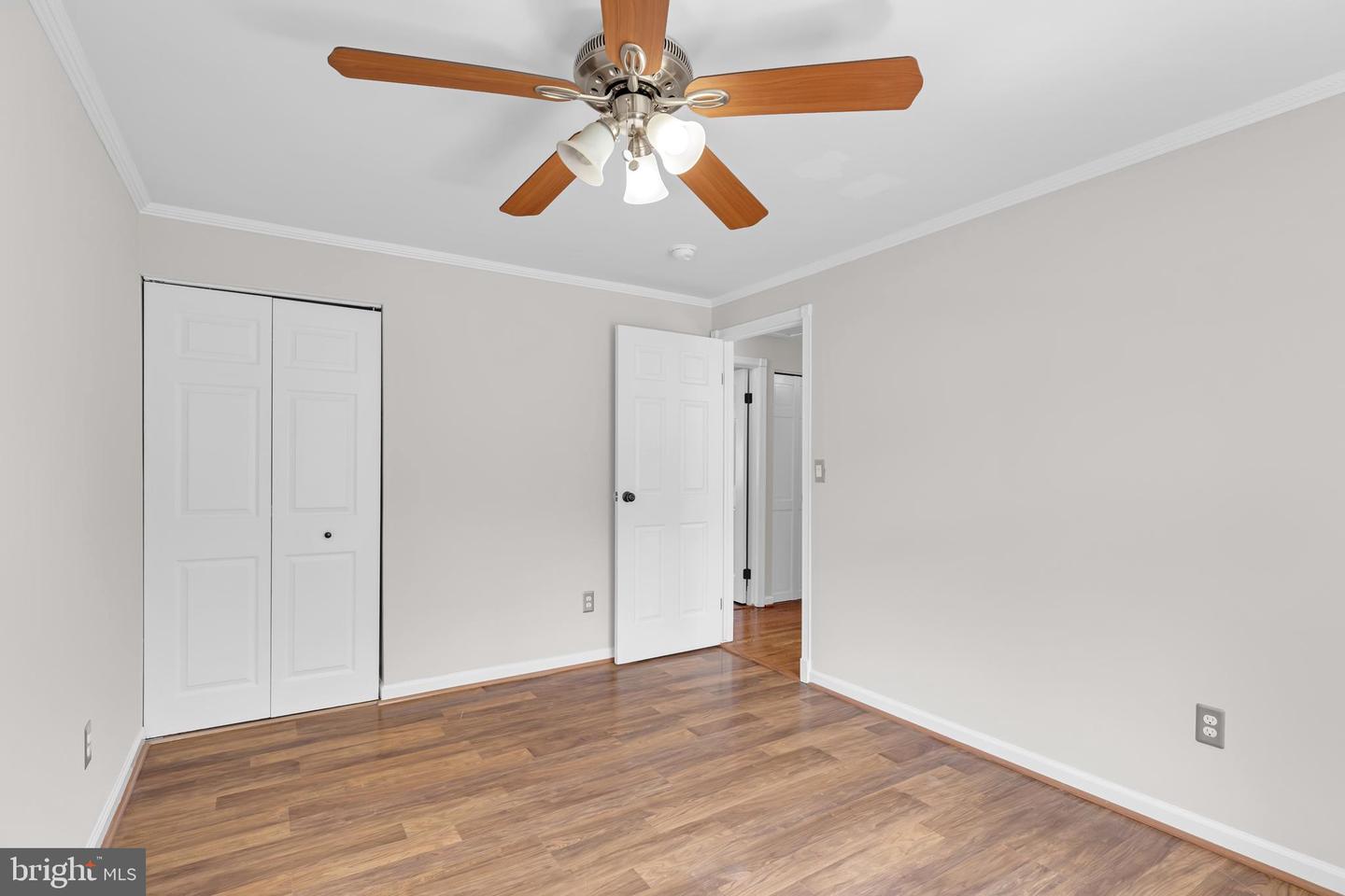 4502 CUB RUN RD, CHANTILLY, Virginia 20151, 5 Bedrooms Bedrooms, ,3 BathroomsBathrooms,Residential,For sale,4502 CUB RUN RD,VAFX2254416 MLS # VAFX2254416