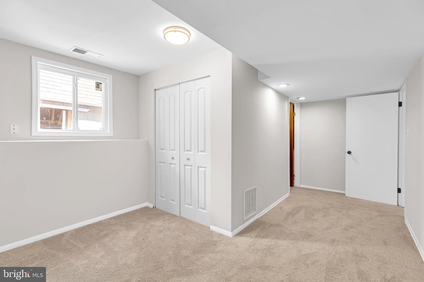4502 CUB RUN RD, CHANTILLY, Virginia 20151, 5 Bedrooms Bedrooms, ,3 BathroomsBathrooms,Residential,For sale,4502 CUB RUN RD,VAFX2254416 MLS # VAFX2254416
