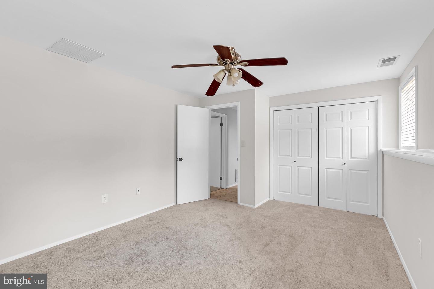 4502 CUB RUN RD, CHANTILLY, Virginia 20151, 5 Bedrooms Bedrooms, ,3 BathroomsBathrooms,Residential,For sale,4502 CUB RUN RD,VAFX2254416 MLS # VAFX2254416