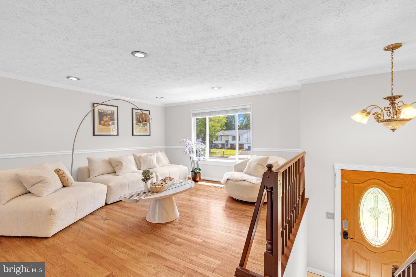 4502 CUB RUN RD, CHANTILLY, Virginia 20151, 5 Bedrooms Bedrooms, ,3 BathroomsBathrooms,Residential,For sale,4502 CUB RUN RD,VAFX2254416 MLS # VAFX2254416