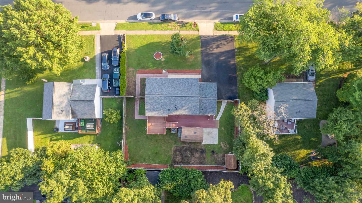 4502 CUB RUN RD, CHANTILLY, Virginia 20151, 5 Bedrooms Bedrooms, ,3 BathroomsBathrooms,Residential,For sale,4502 CUB RUN RD,VAFX2254416 MLS # VAFX2254416