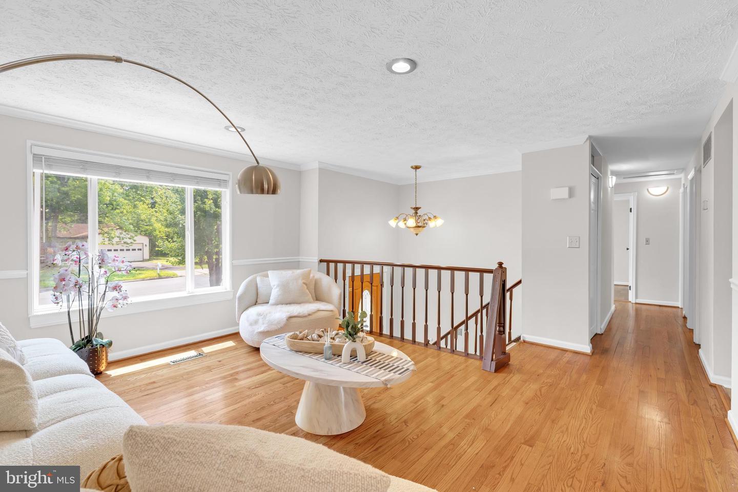 4502 CUB RUN RD, CHANTILLY, Virginia 20151, 5 Bedrooms Bedrooms, ,3 BathroomsBathrooms,Residential,For sale,4502 CUB RUN RD,VAFX2254416 MLS # VAFX2254416