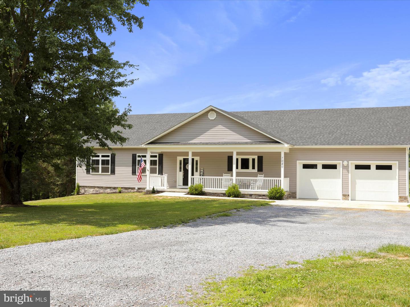 7040 VALLEY PIKE, MIDDLETOWN, Virginia 22645, 4 Bedrooms Bedrooms, ,2 BathroomsBathrooms,Residential,For sale,7040 VALLEY PIKE,VAFV2035346 MLS # VAFV2035346