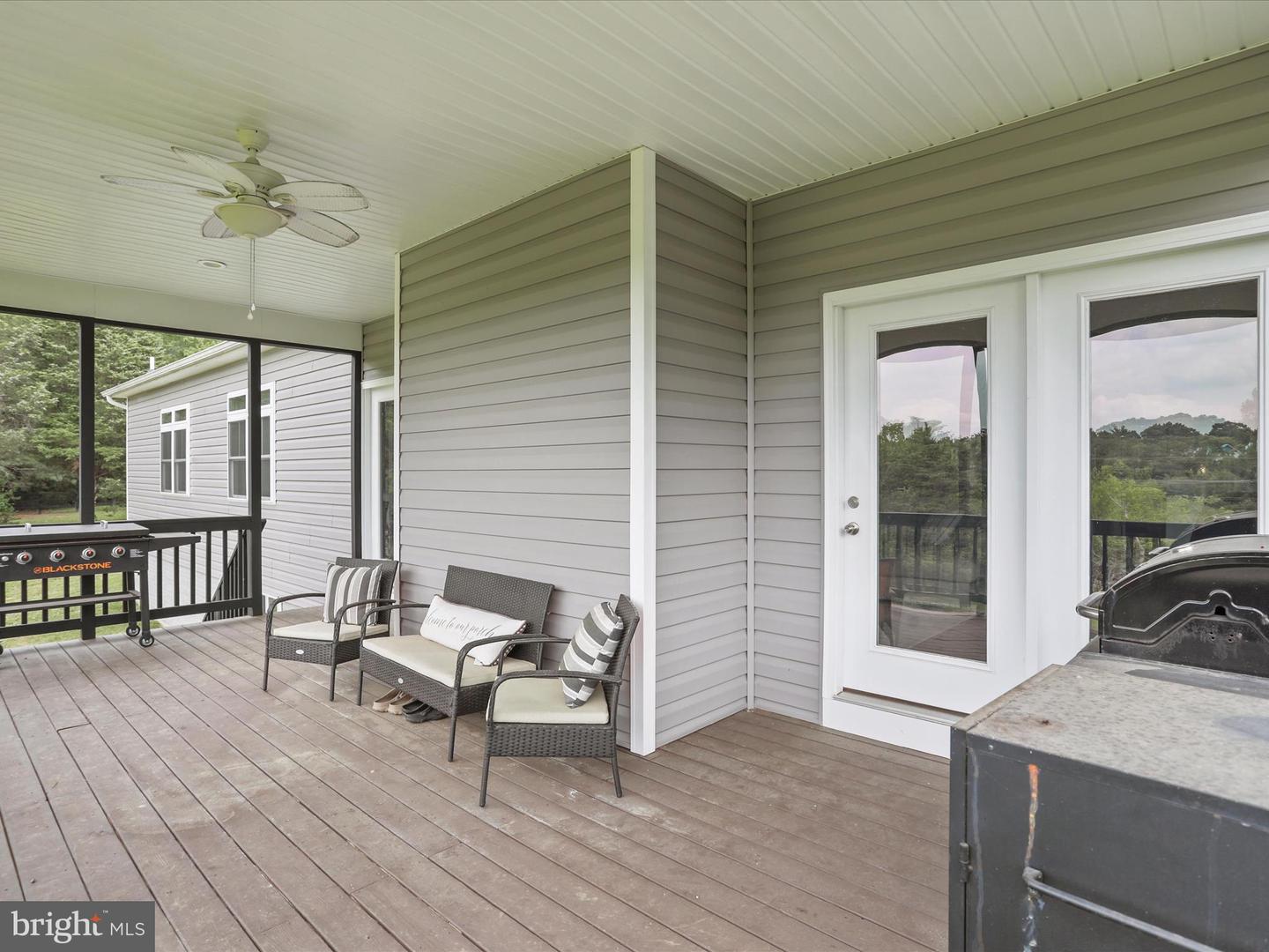 7040 VALLEY PIKE, MIDDLETOWN, Virginia 22645, 4 Bedrooms Bedrooms, ,2 BathroomsBathrooms,Residential,For sale,7040 VALLEY PIKE,VAFV2035346 MLS # VAFV2035346